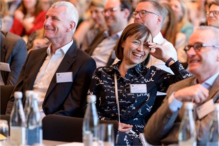 Geschäftsberichte Symposium